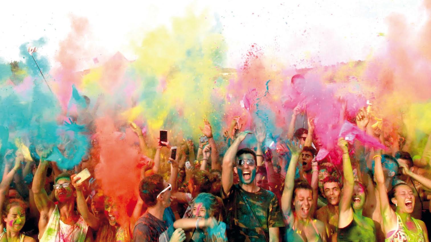holi color festival musica e divertimento ad arbatax con baby log sheet