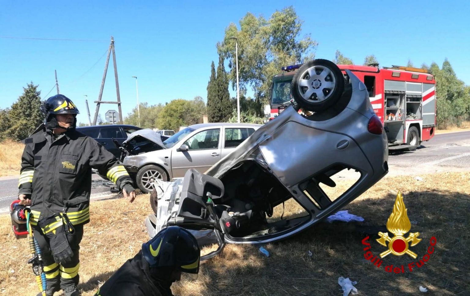 Incidente nella solita strada di Quartu due auto distrutte, un ferito